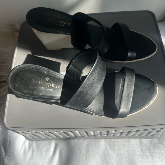 ⚡️Y2K ⚡️Kate Spade white block heel strap sandal!! Size 9.5 - Picture 3 of 7